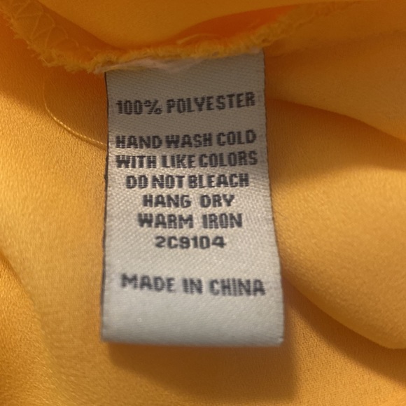 Cecico Open Back Blouse - Picture 7 of 8